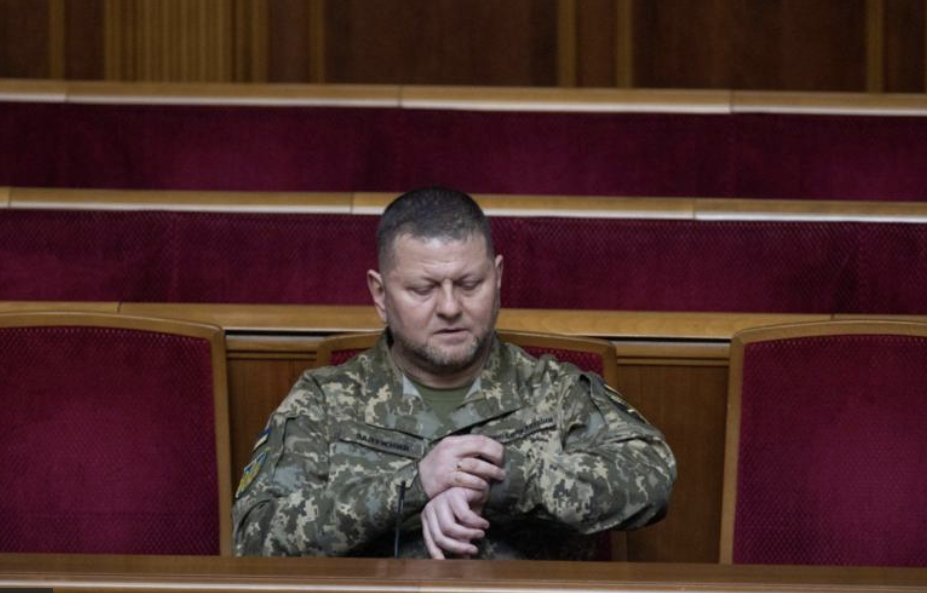 Зеленський звільнив Залужного