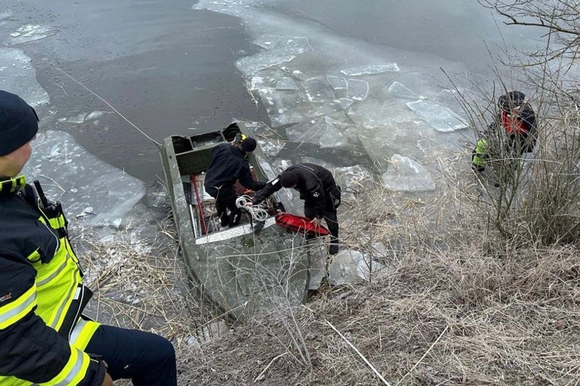 Трагедія на Херсонщині: під лід провалилися п’ятеро дітей, троє загинули