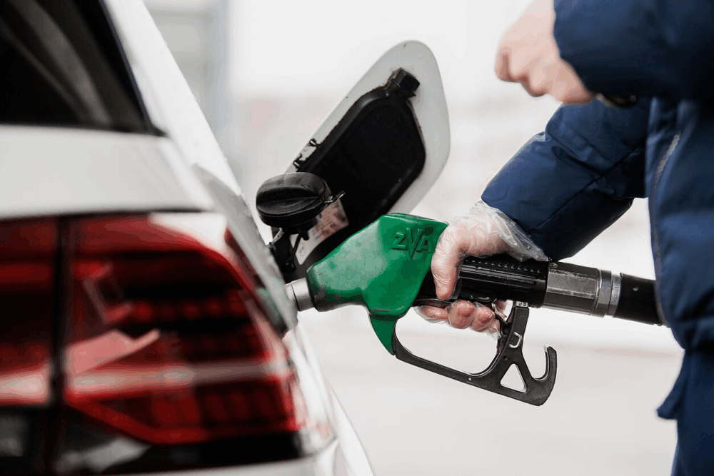 ДБР викрило полковника ЗСУ в розкраданні пального на 12 мільйонів