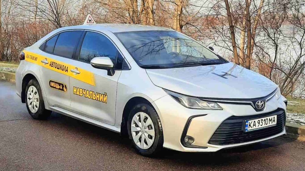 Інструктор київської автошколи попався на схемі за 14 тисяч гривень