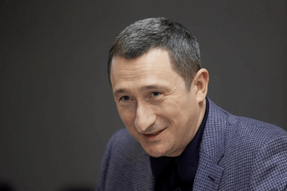 Міністра Чернишова переконуватиме повернутись соратник Зеленського – ЗМІ