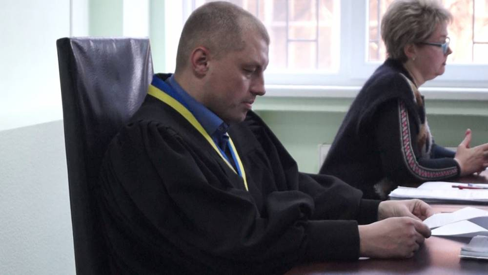 Скандал у Миколаєві: суддя нібито забрав будинок родини з дітьми за фіктивними документами