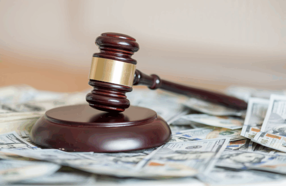 Оклад судді рахуватимуть по-новому: у Раді пропонують замінити прожитковий мінімум