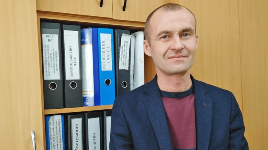 Чиновник Київської міської адміністрації придбав автомобіль за мільйон: деталі угоди