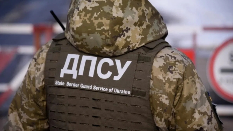 На Сумщині викрили прикордонників, які вимагали хабар за переведення військового