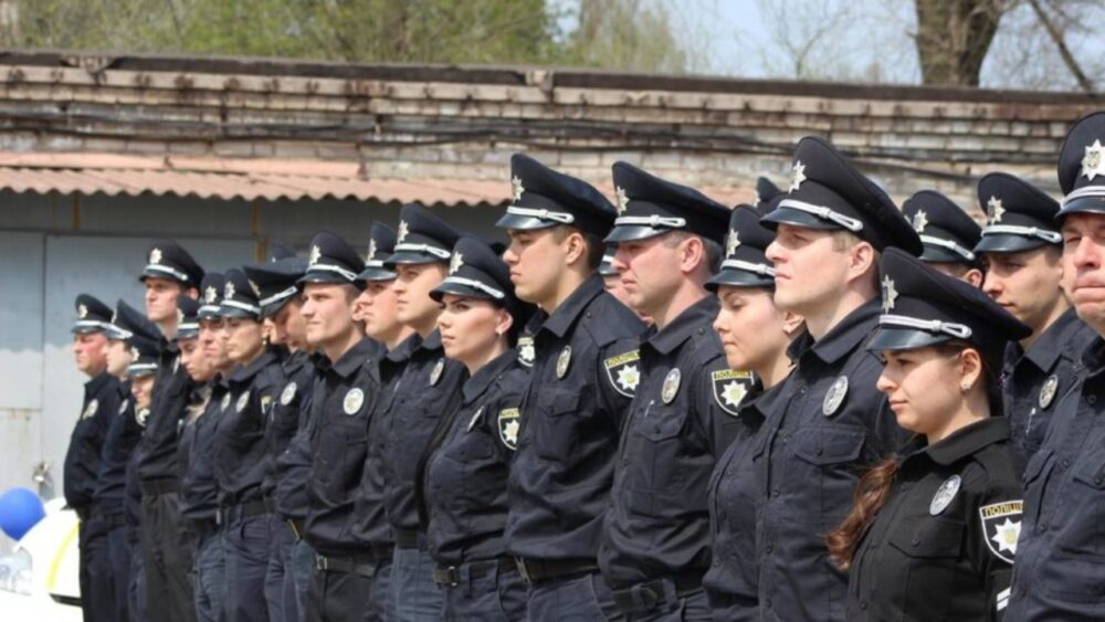 Проєкт Кабміну передбачає очищення поліції від колишніх правопорушників