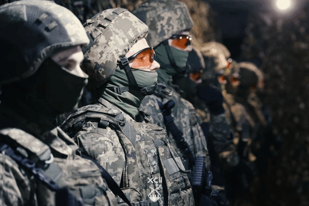 Влада розглядає заборону виїзду чоловіків 18–22 років у разі продовження війни
