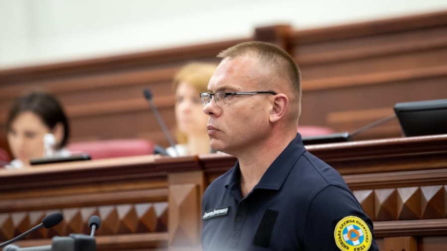 У Києві посадовця КМДА підозрюють у службовій недбалості під час закупівлі рятувальної техніки