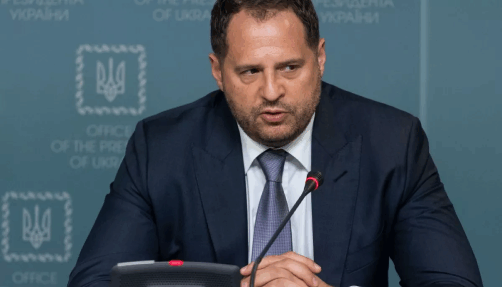 У команді президента обговорюють формат подальшої участі Єрмака в роботі ОП