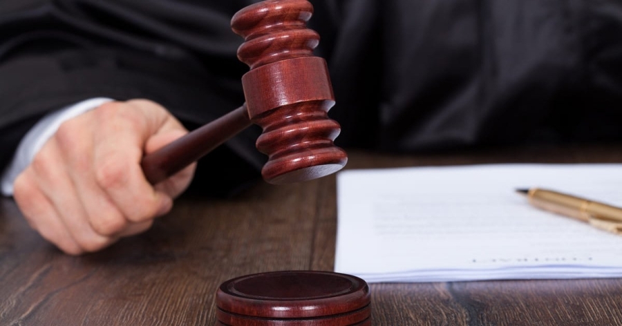 В Одесі перед судом двоє чоловіків, які вимагали гроші за неіснуючий борг