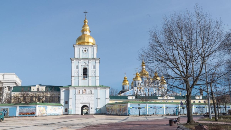 7 грудня в українському календарі: день духовної пам’яті, професійної пошани та народних традицій