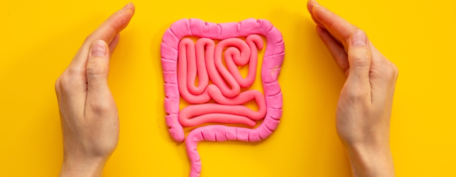 Тривожні сигнали після святкових застіль: коли здуття живота може бути небезпечним