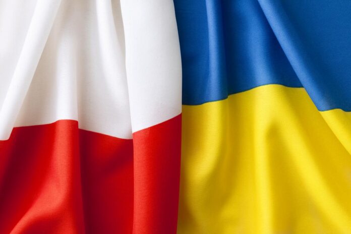 «Величезна невдячність»: у Вроцлаві депутати влаштували скандал через українців «Величезна невдячність»: у Вроцлаві депутати влаштували скандал через українців