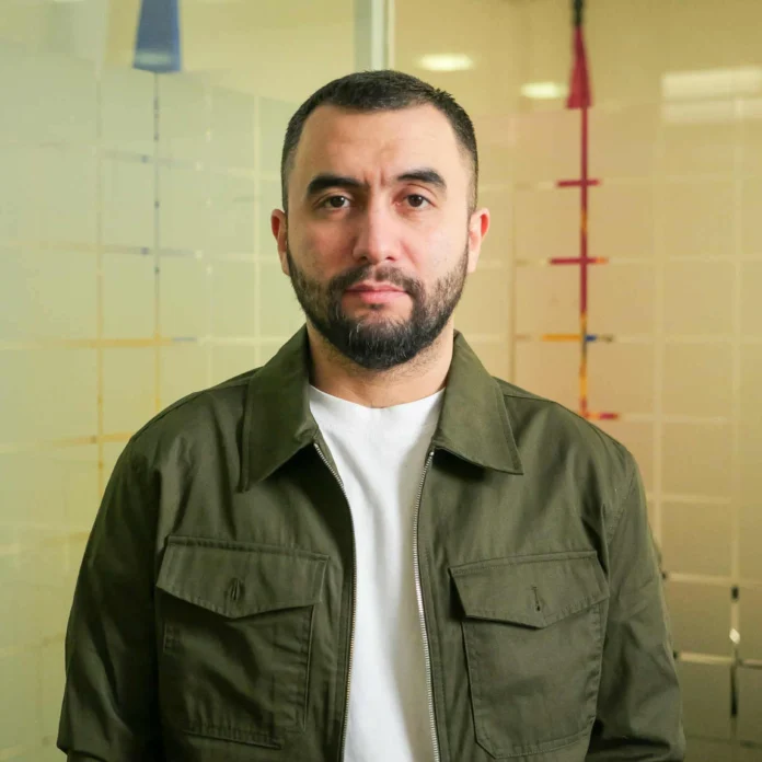 Відставка Жумаділова може обернутися аудитом, розслідуванням і можливим виїздом з України Відставка Жумаділова може обернутися аудитом, розслідуванням і можливим виїздом з України