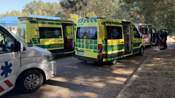 Після років в окупації &mdash; нарешті вдома: Україна вивезла ще вісьмох людей і возз&rsquo;єднала три родини