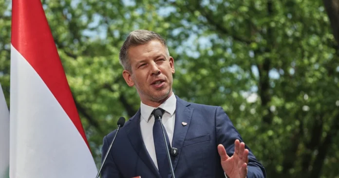 Шлагбаум для зброї: Угорщина навідріз відмовилася допомагати Києву та закриває транзит для ЗСУ