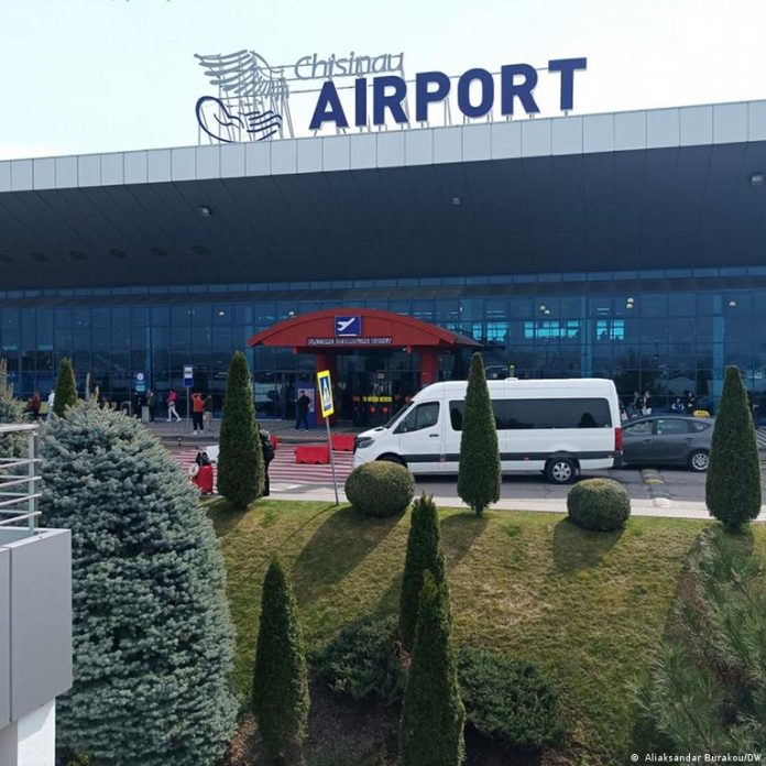 Надзвичайна подія в Молдові: аеропорт Кишиніва евакуювали через замінування Надзвичайна подія в Молдові: аеропорт Кишиніва евакуювали через замінування